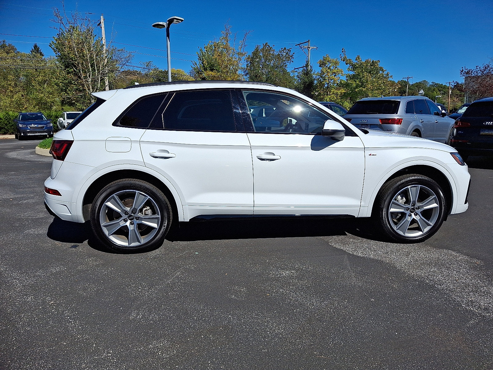 Used 2025 Audi Q5 2.0T Premium w/ Convenience Plus Package image 7