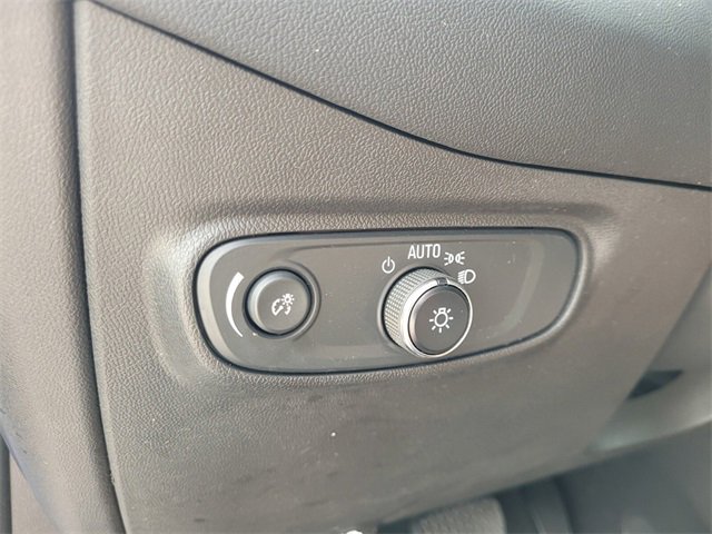 Used 2024 Chevrolet Equinox LS w/ LS Convenience Package image 22