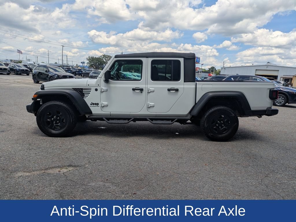 Used 2022 Jeep Gladiator Sport AWD/4WD image 7