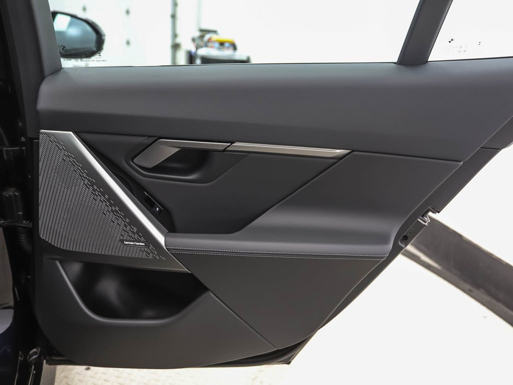 New 2026 BMW 530i xDrive w/ M Sport Package image 25