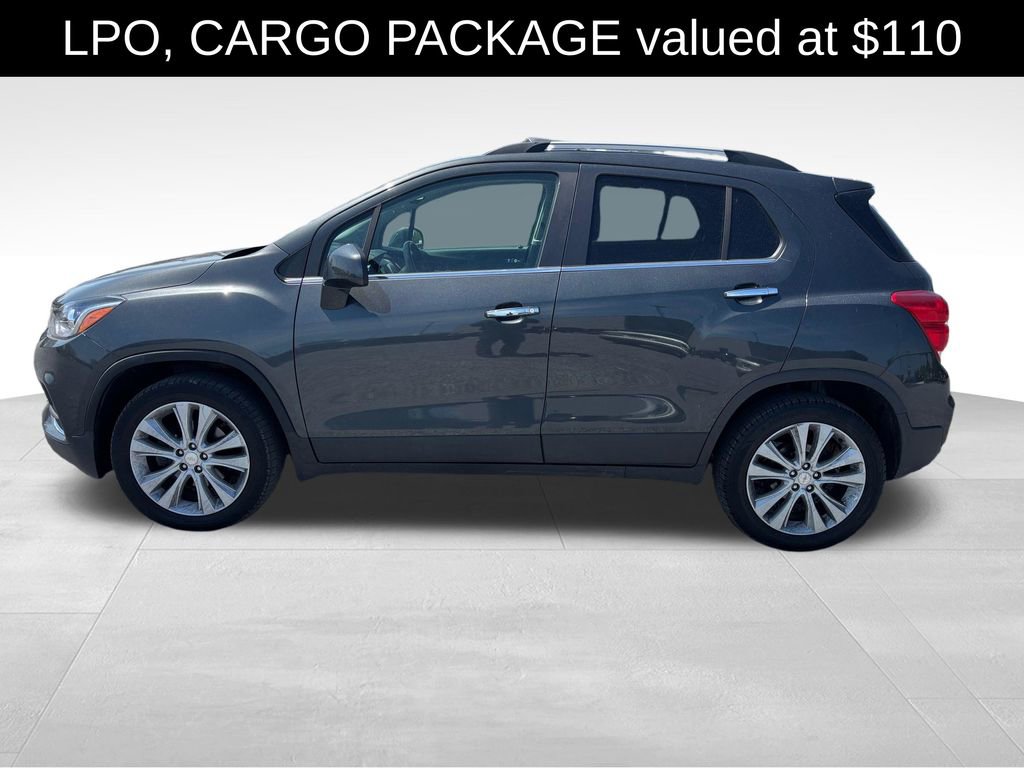 Used 2017 Chevrolet Trax Premier w/ Driver Confidence II Package AWD/4WD image 4