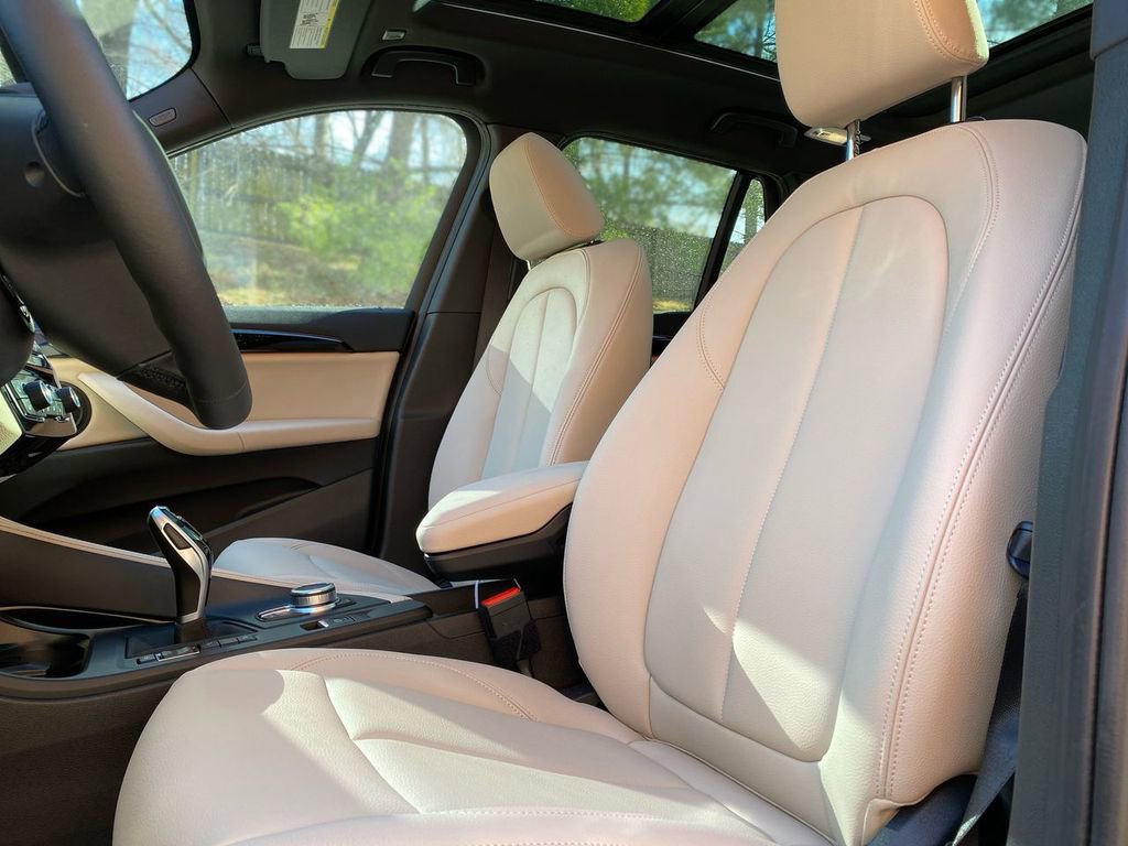 Used 2021 BMW X1 xDrive28i w/ Premium Package image 34