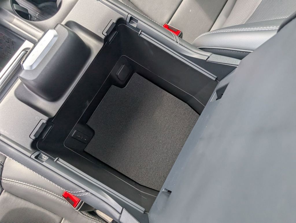 New 2025 Ford Expedition Platinum w/ Stealth Performance Package image 38