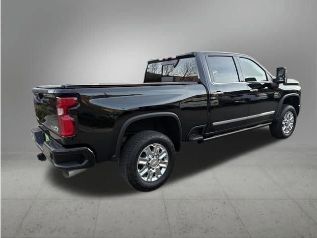 Certified 2024 Chevrolet Silverado 3500 High Country w/ High Country Premium Package AWD/4WD image 5