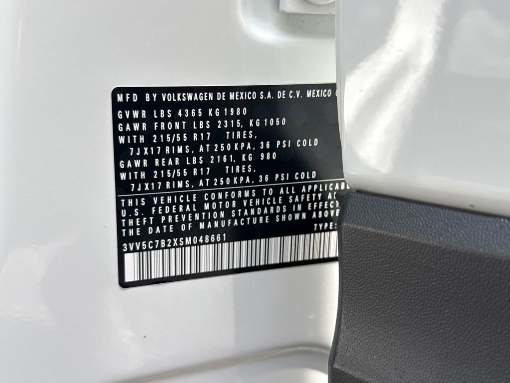 Used 2025 Volkswagen Taos S image 31