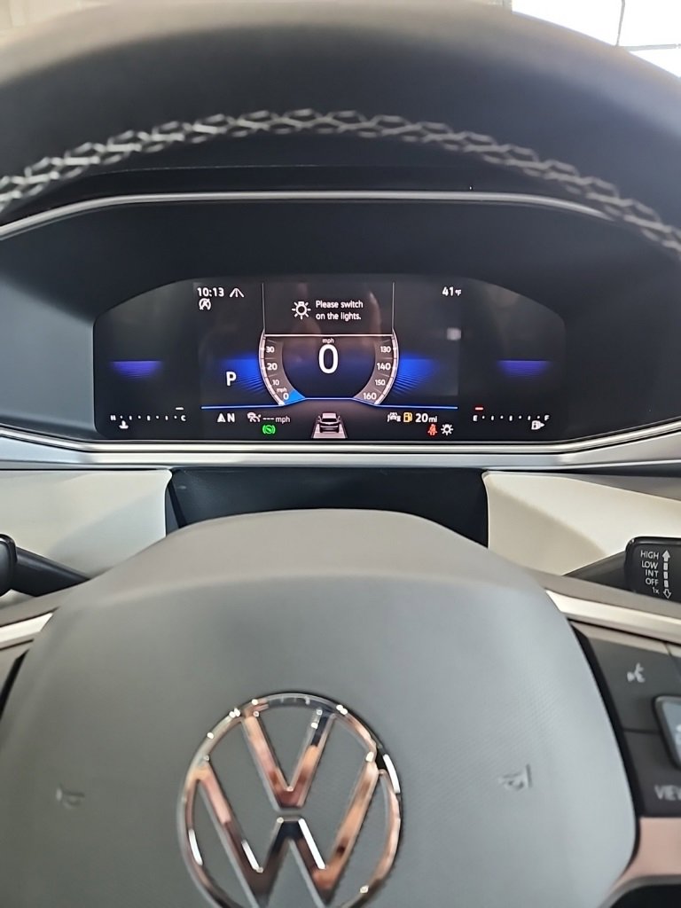 New 2026 Volkswagen Taos SE image 33