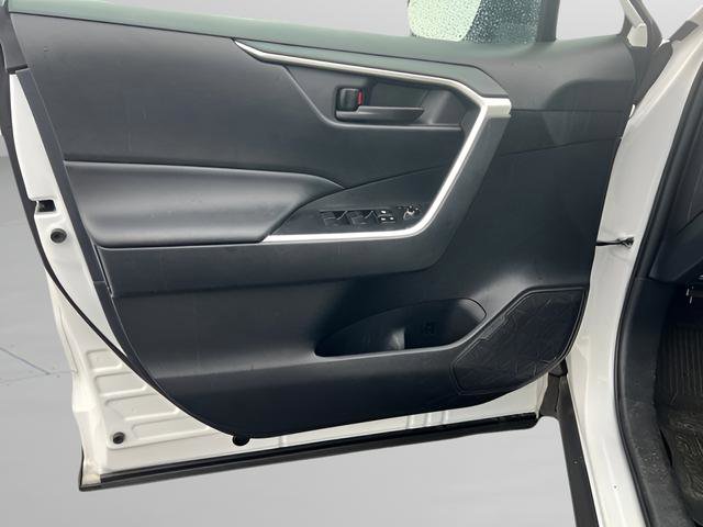 Used 2023 Toyota RAV4 LE image 11