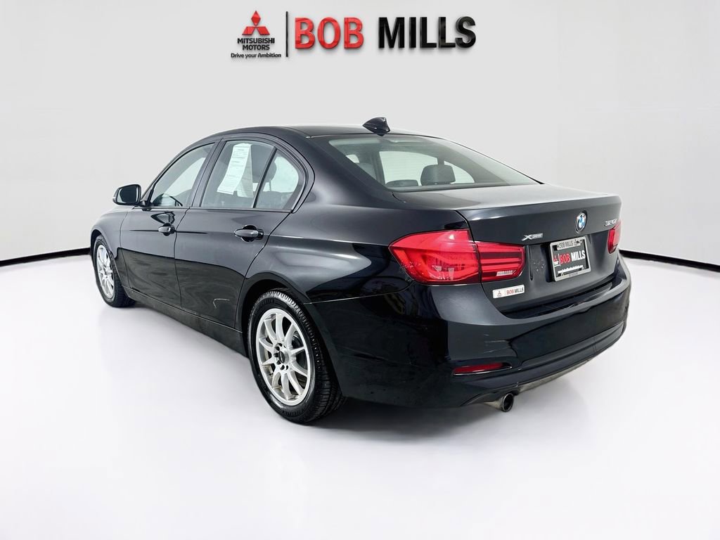 Used 2016 BMW 320i xDrive Sedan AWD/4WD image 5