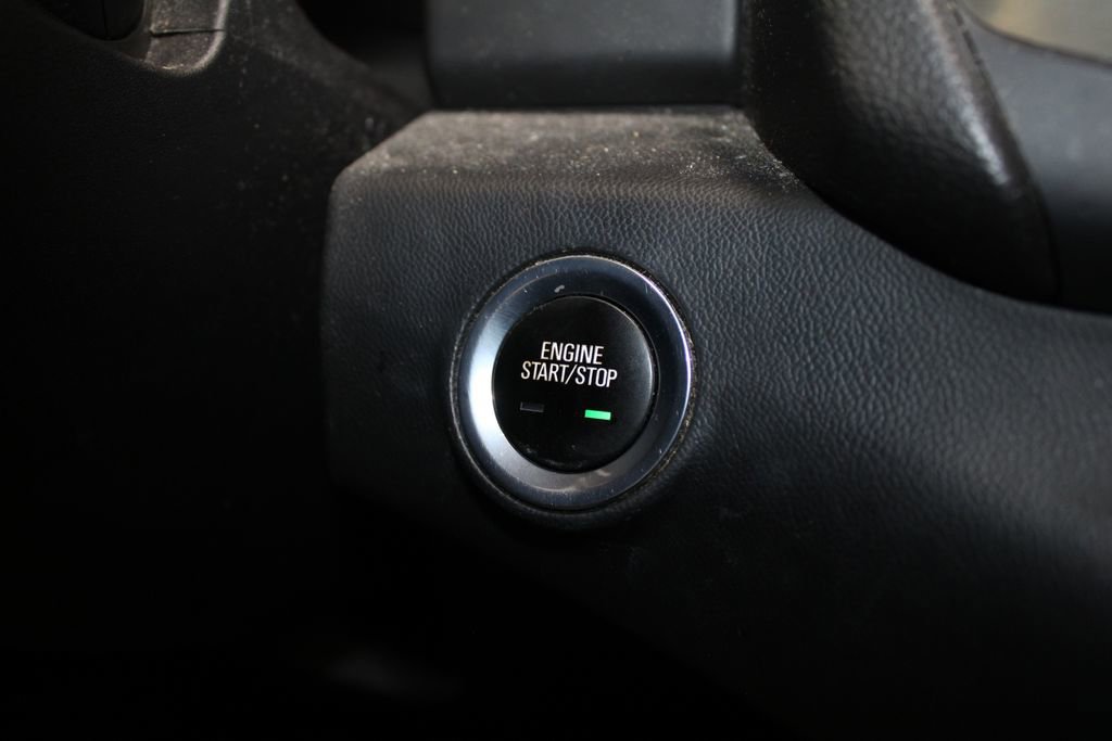 Used 2018 GMC Terrain Denali w/ Comfort Package image 31