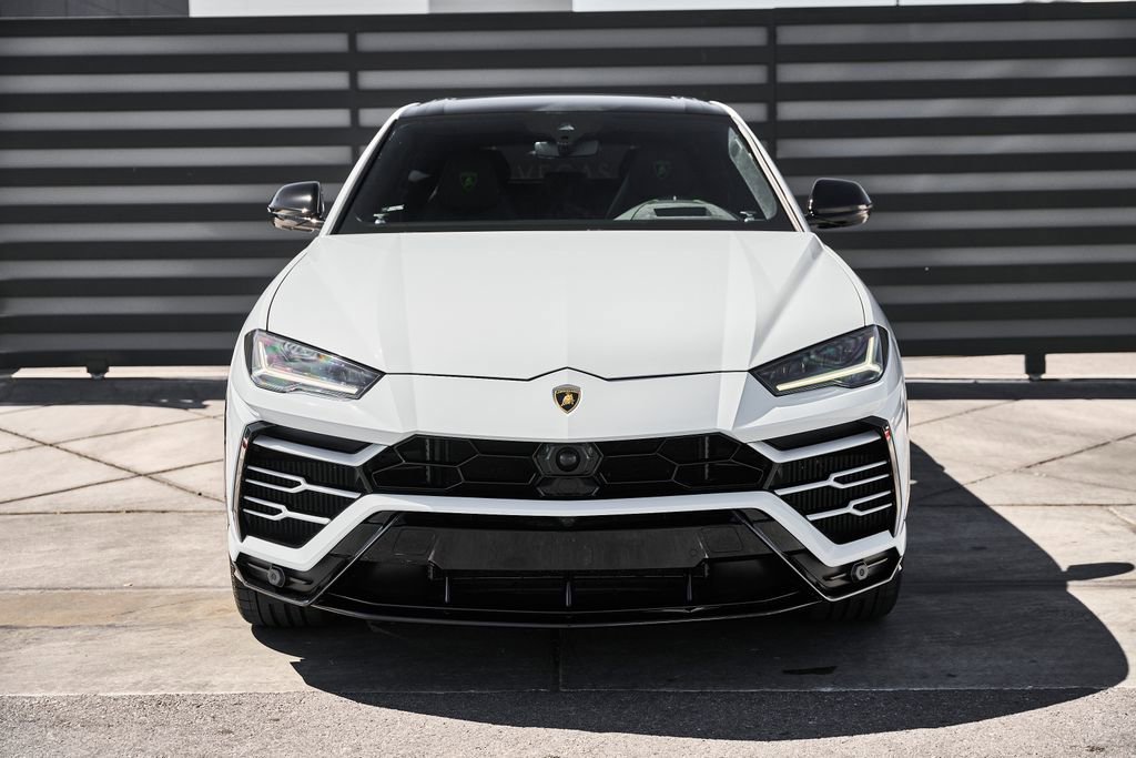 Used 2021 Lamborghini Urus image 13