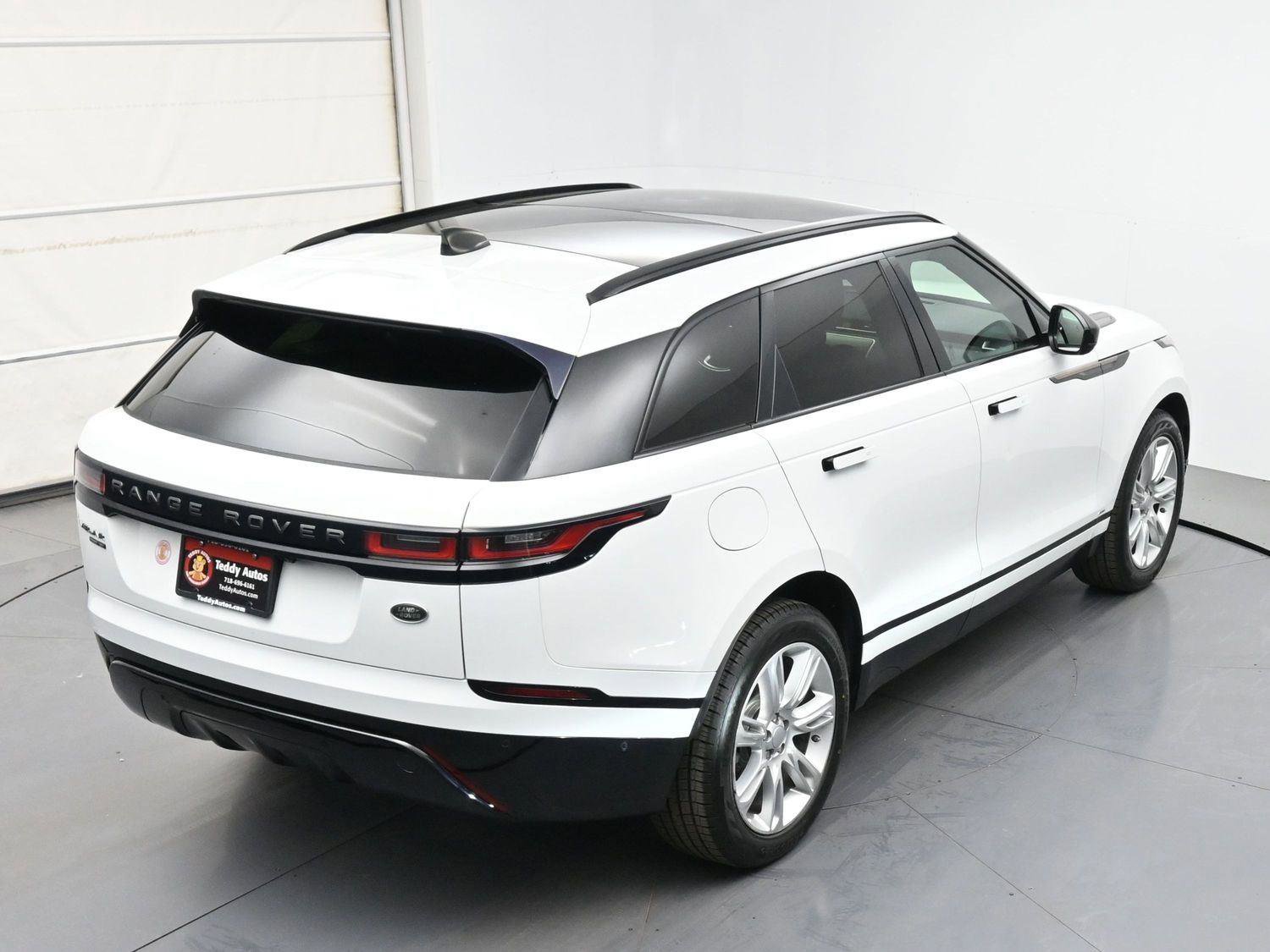 Used 2019 Land Rover Range Rover Velar R-Dynamic SE AWD/4WD image 28