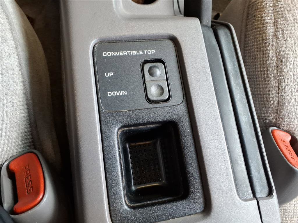 Used 1991 Chrysler LeBaron Convertible image 14