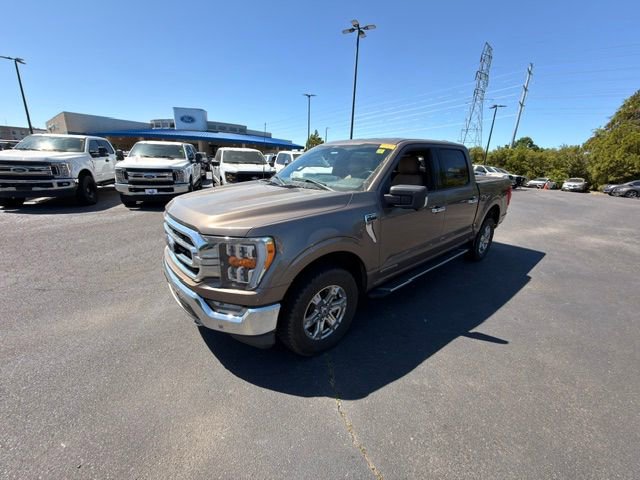 Used 2021 Ford F150 XLT w/ Equipment Group 302A High AWD/4WD image 3