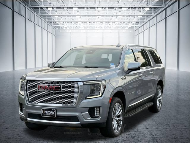 Used 2024 GMC Yukon XL Denali w/ Advanced Technology Package AWD/4WD image 6