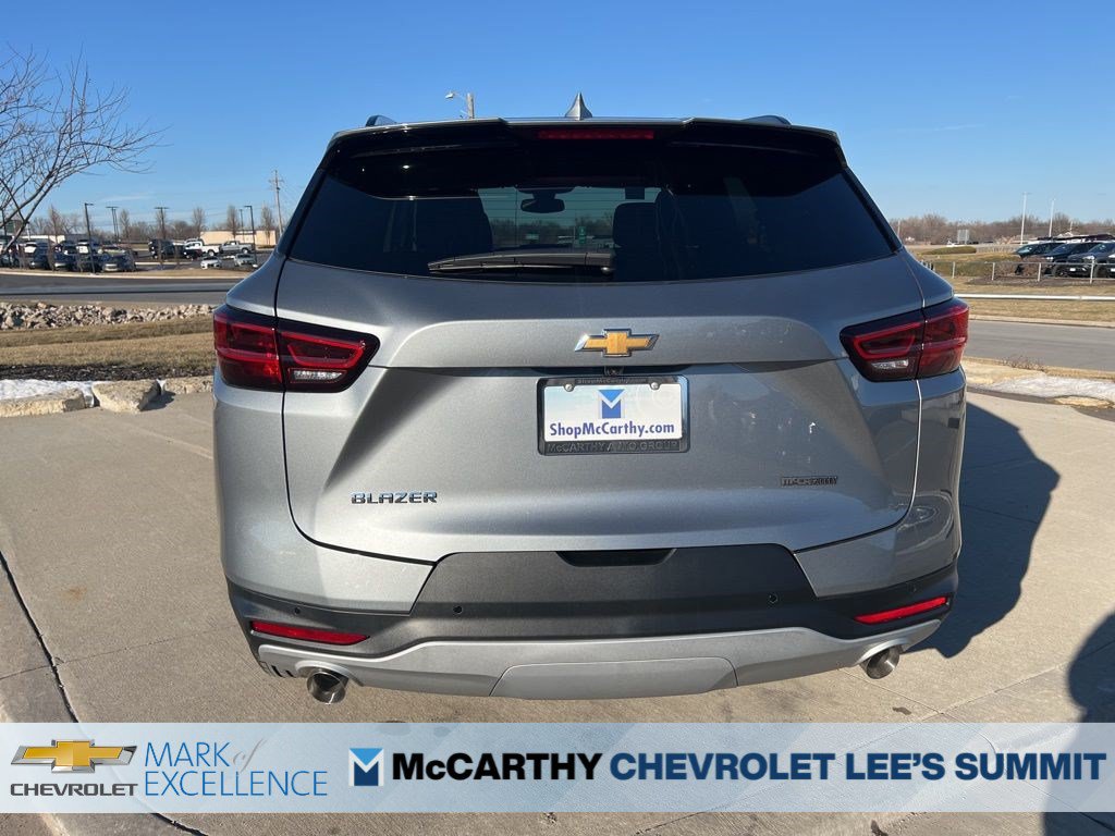 New 2026 Chevrolet Blazer LT w/ Convenience Package FWD image 7
