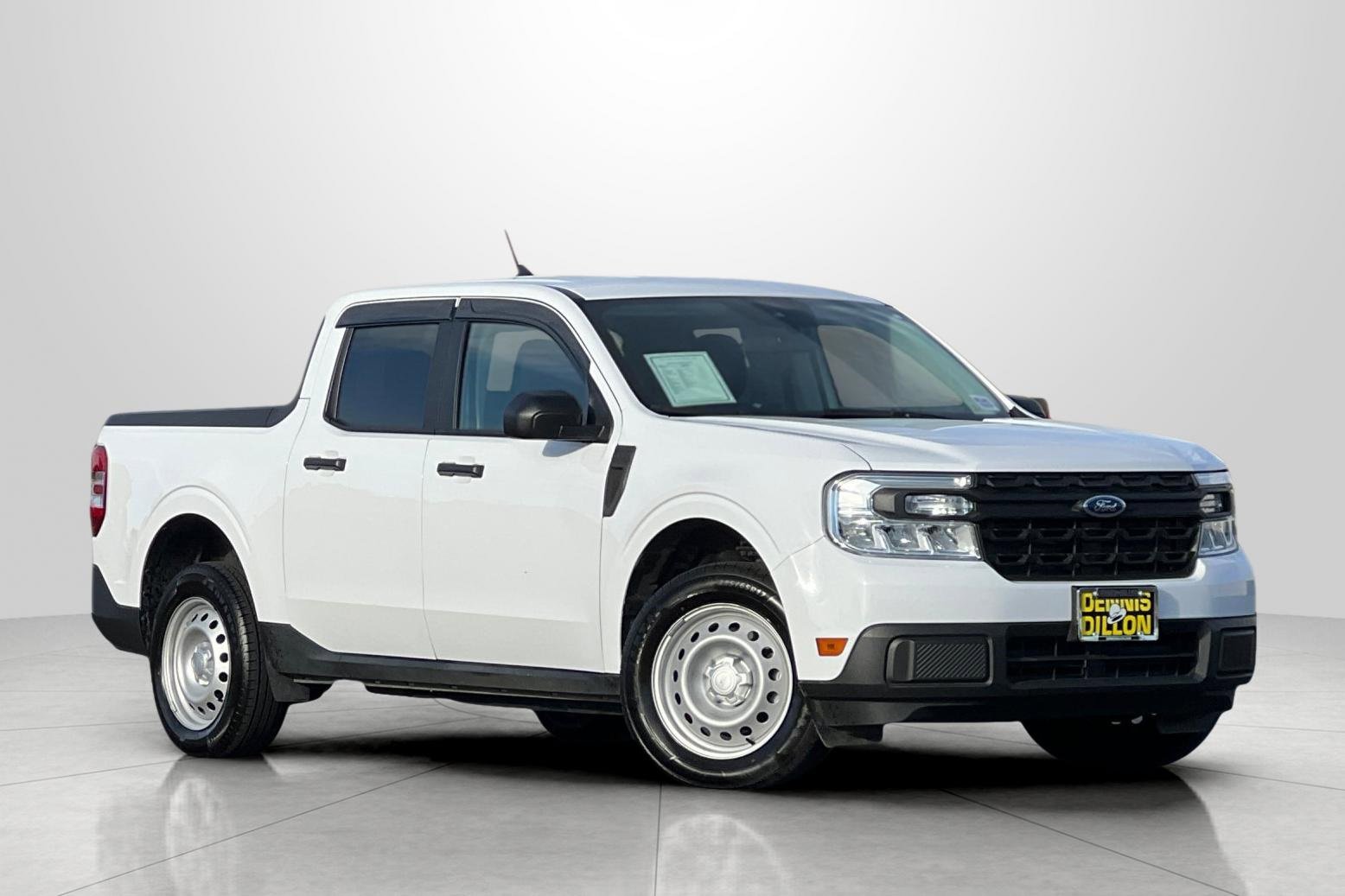 Used 2022 Ford Maverick XL image 1