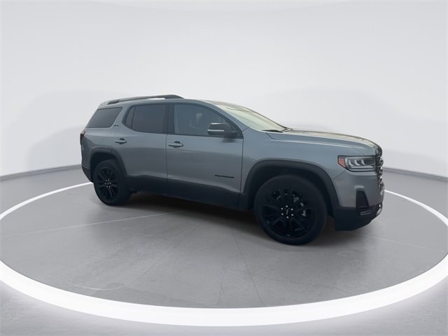 Used 2023 GMC Acadia SLE w/ Driver Convenience Package image 2