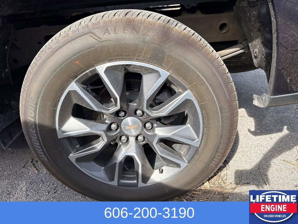 Used 2024 Chevrolet Silverado 1500 LT image 11