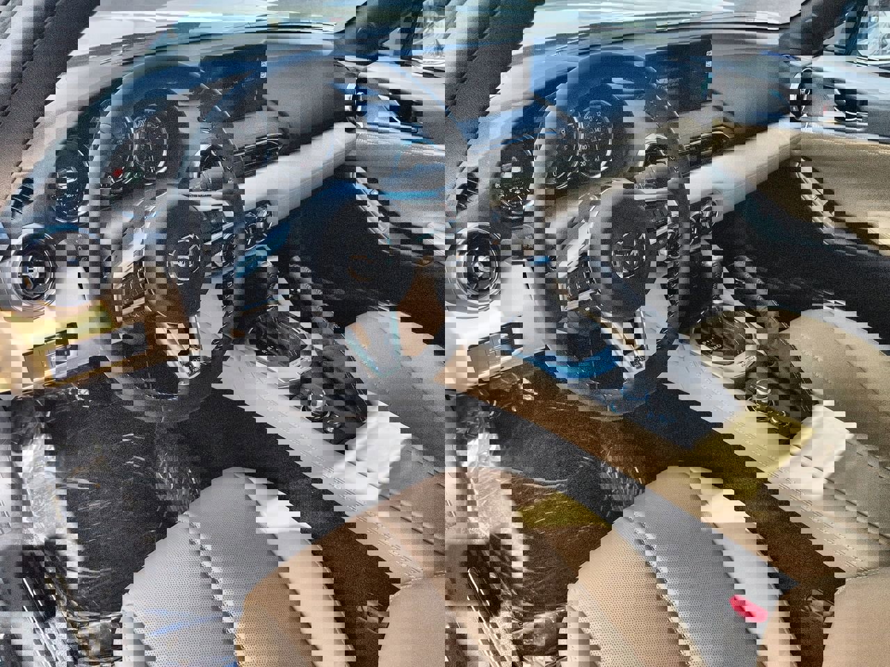 Used 2025 MAZDA MX-5 Miata RF Grand Touring RWD image 15