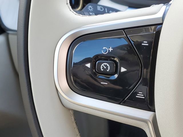 New 2026 Volvo XC60 T8 Ultra w/ Protection Package Premier image 12