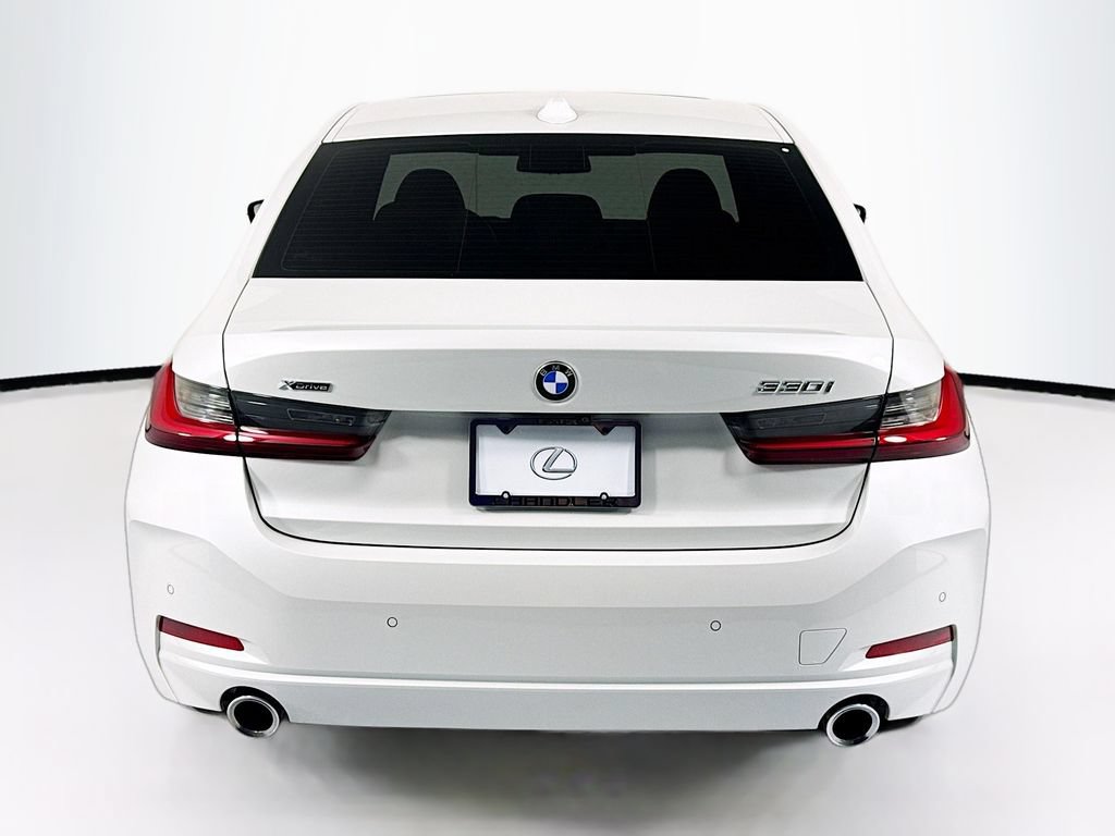 Used 2023 BMW 330i xDrive Sedan w/ Premium Package AWD/4WD image 6