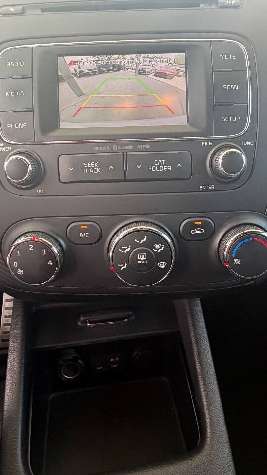 Used 2016 Kia Forte SX FWD image 16