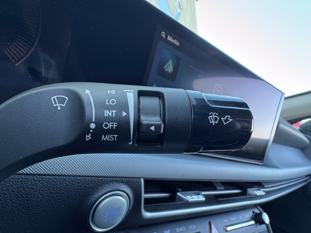 Used 2025 Hyundai Sonata SEL FWD image 13