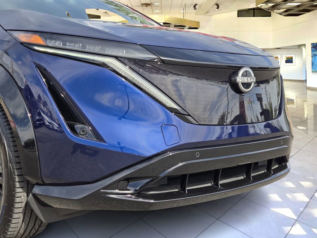 Used 2024 Nissan Ariya FWD image 2