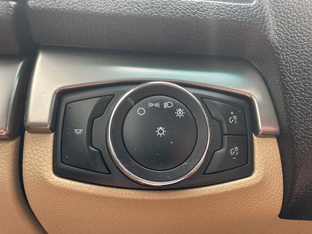 Used 2017 Ford Explorer Base image 27