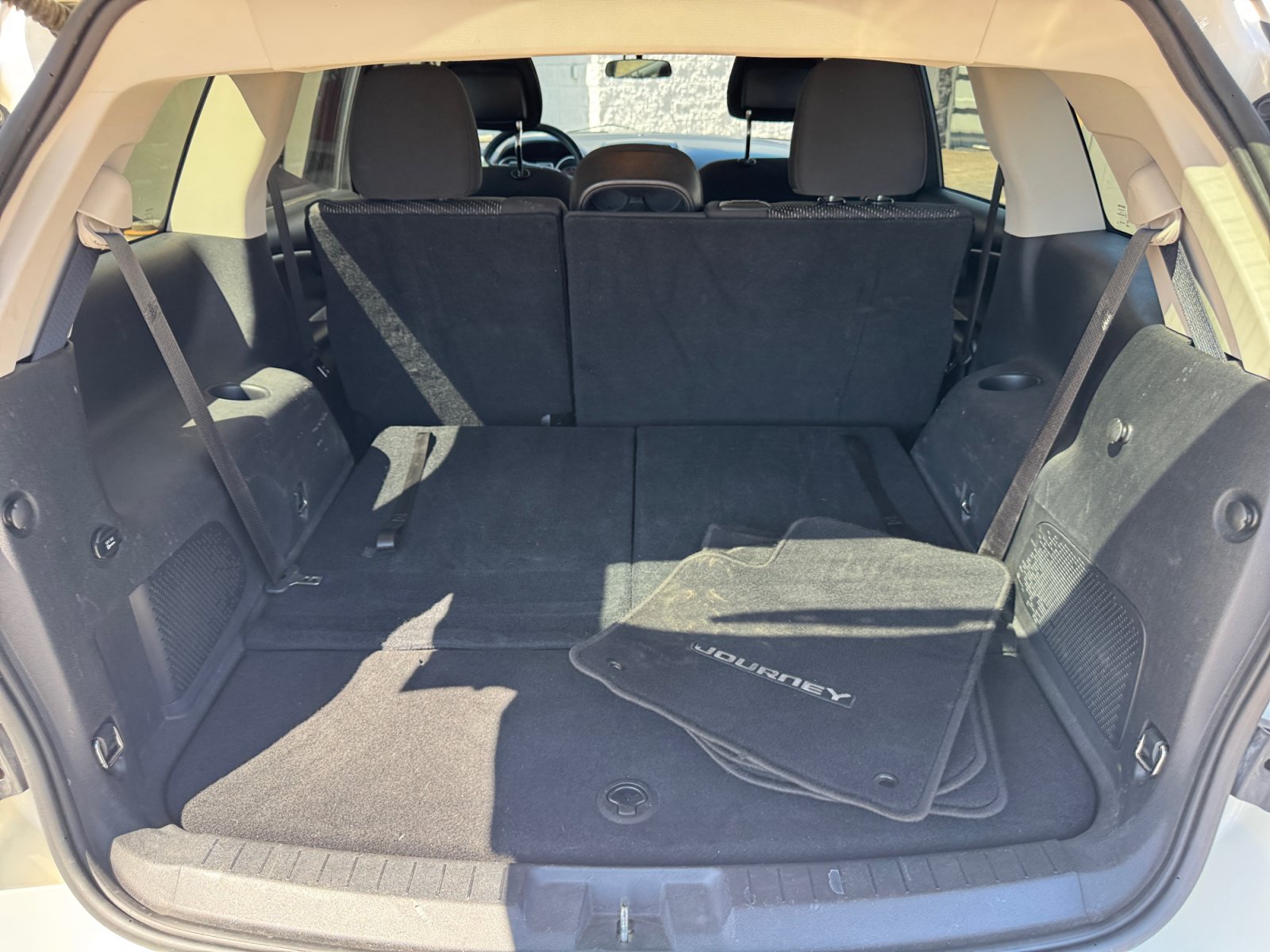 Used 2015 Dodge Journey SXT w/ Flexible Seating Group FWD image 29