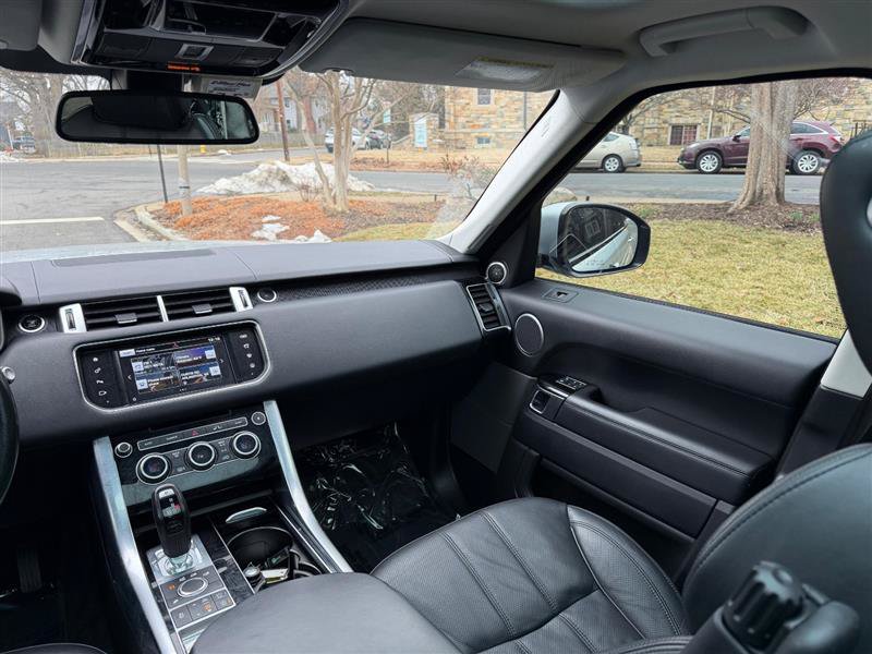 Used 2016 Land Rover Range Rover Sport HSE AWD/4WD image 26
