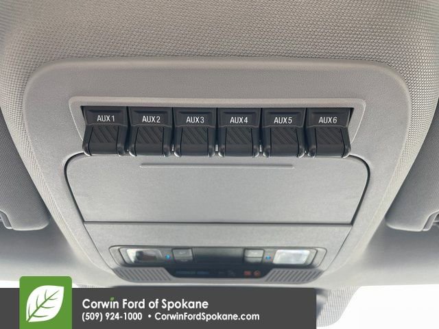 New 2025 Ford F550 4x4 Regular Cab Super Duty image 28