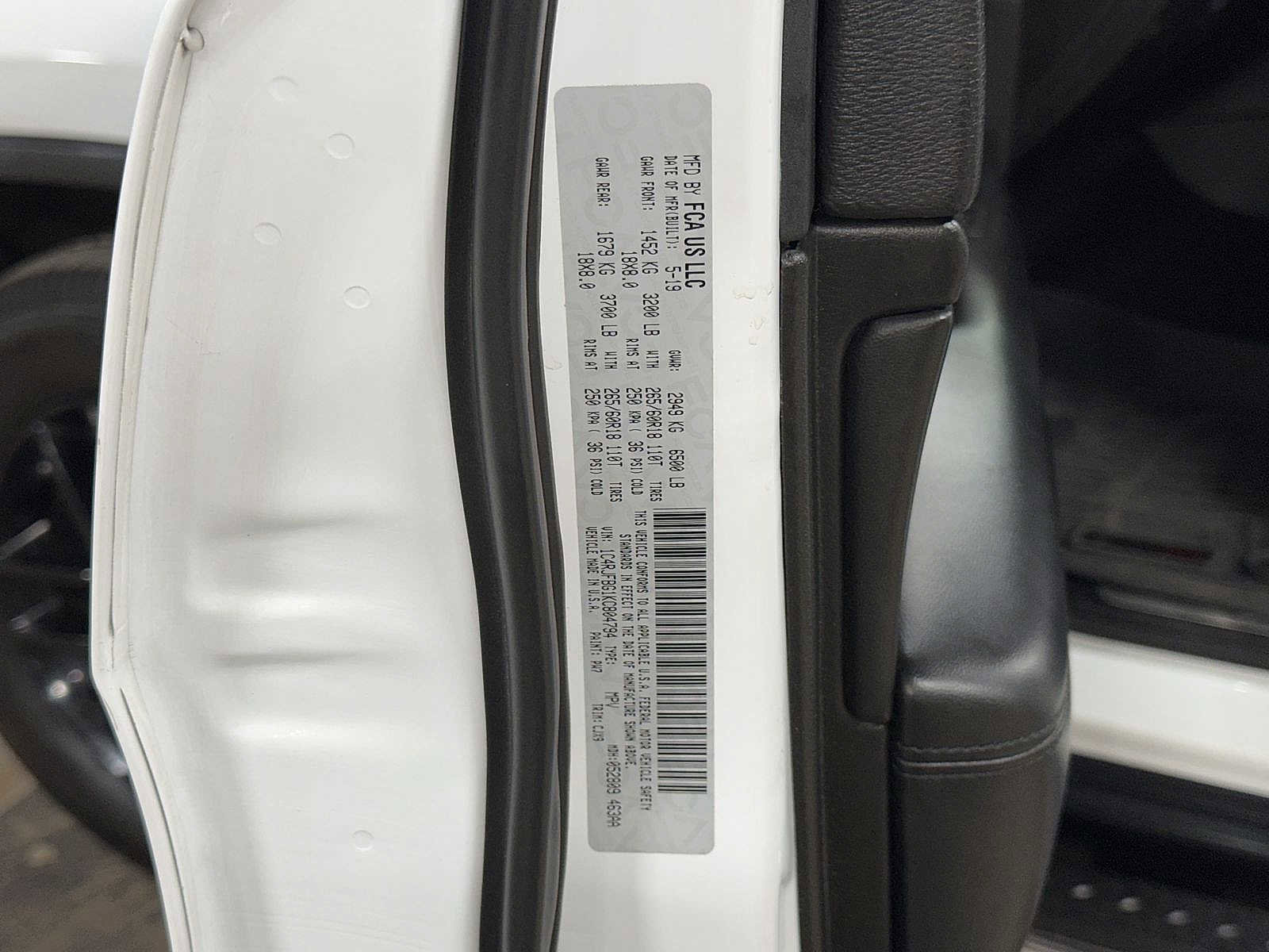 Used 2019 Jeep Grand Cherokee Limited AWD/4WD image 14