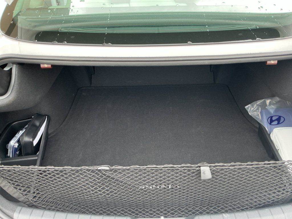 Certified 2025 Hyundai Sonata SE image 17