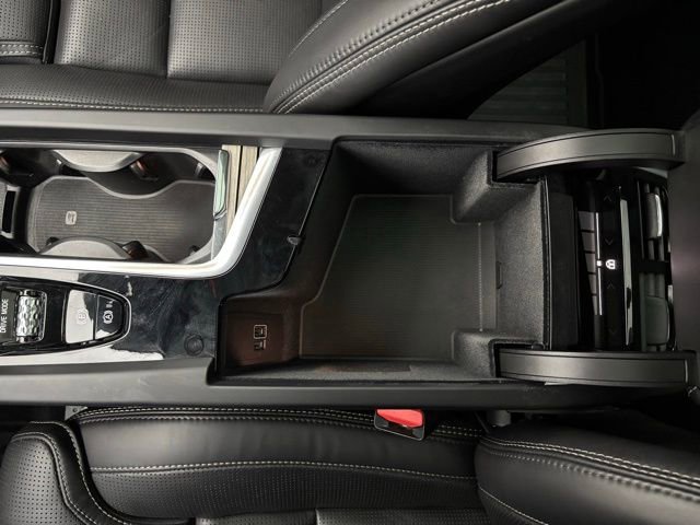 Used 2020 Volvo XC60 T5 Inscription w/ Protection Package Premier image 32
