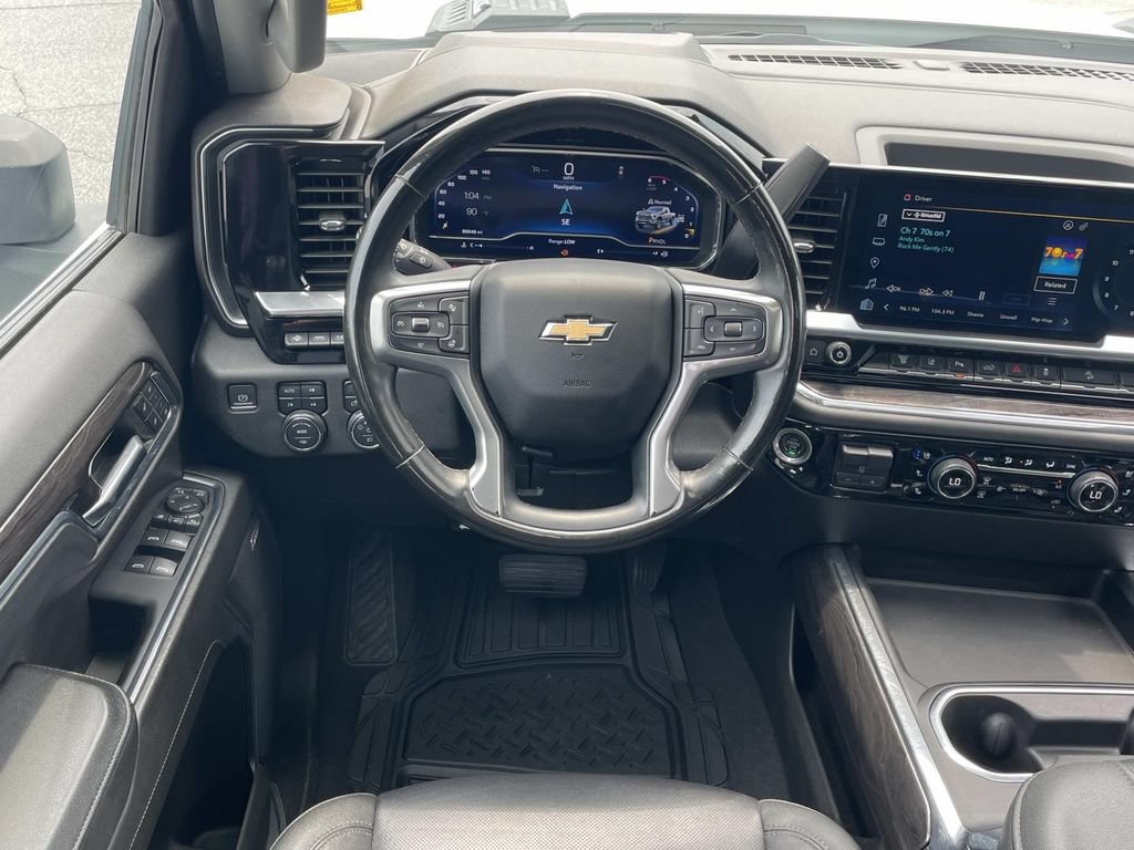 Used 2024 Chevrolet Silverado 2500 LTZ w/ LTZ Premium Package AWD/4WD image 13