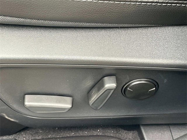New 2025 Ford Escape SE w/ PHEV Premium Package image 20