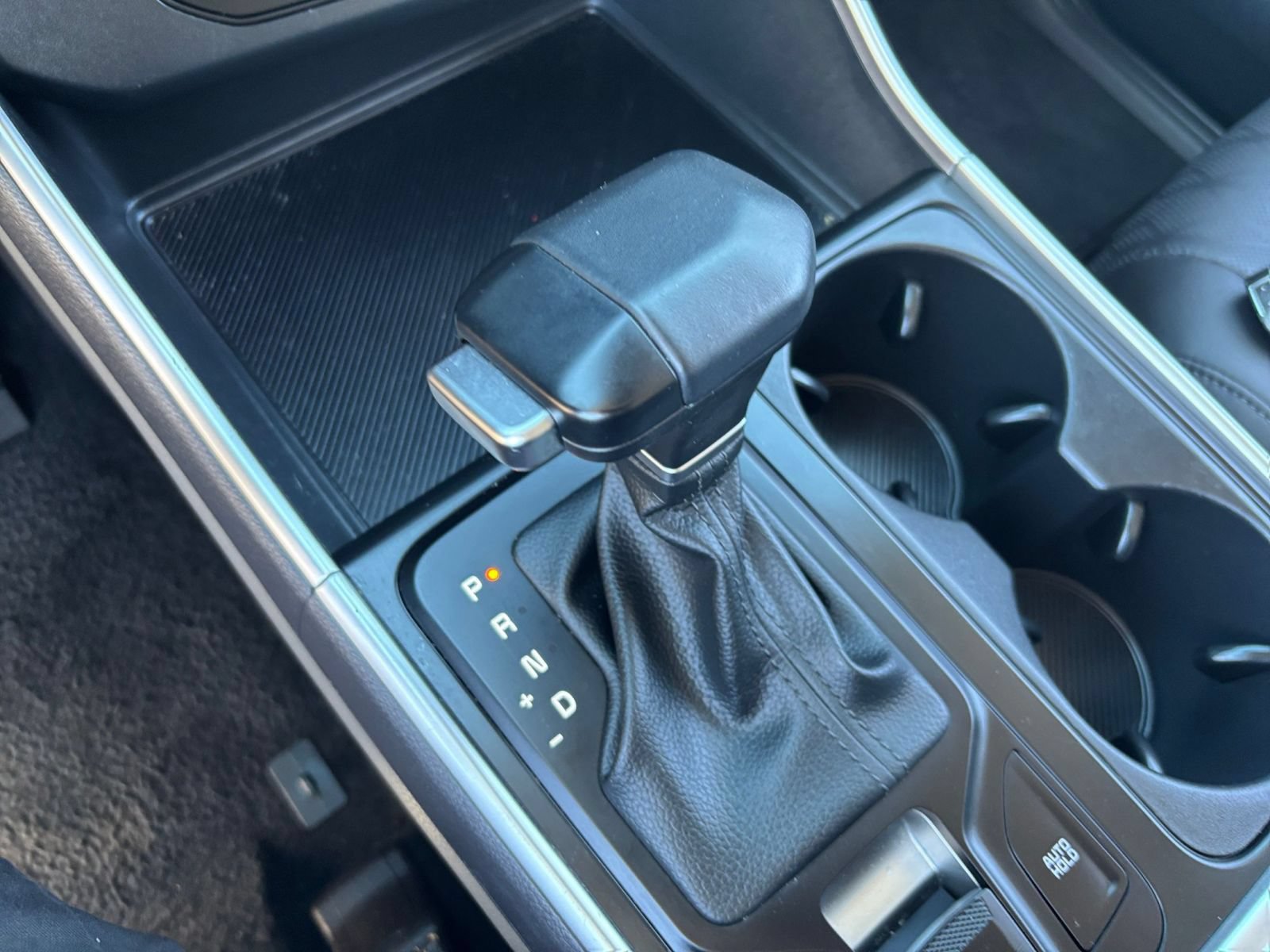 Used 2026 Kia Carnival FWD image 44