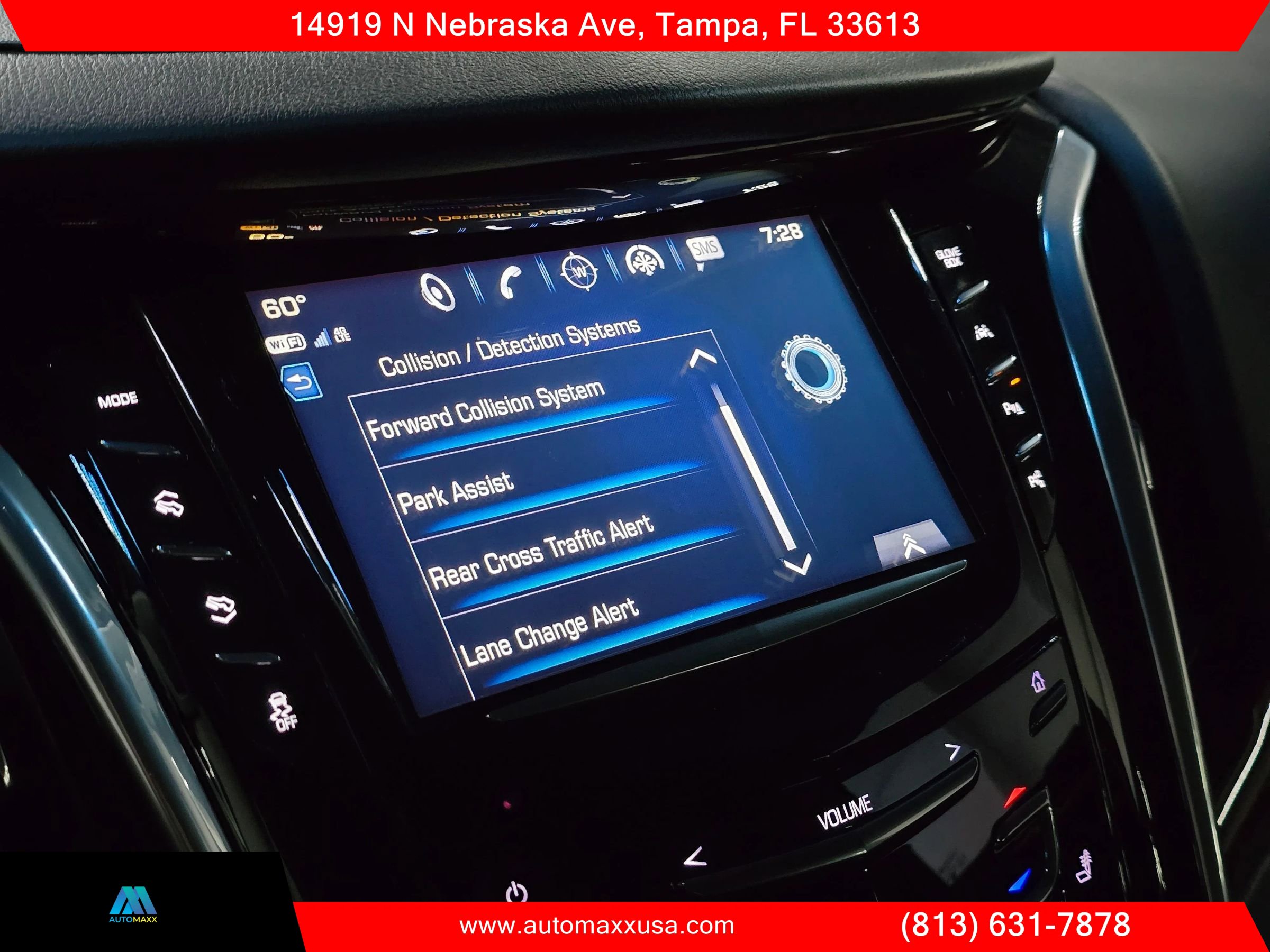 Used 2019 Cadillac Escalade Luxury w/ Escalade Sport Edition image 28