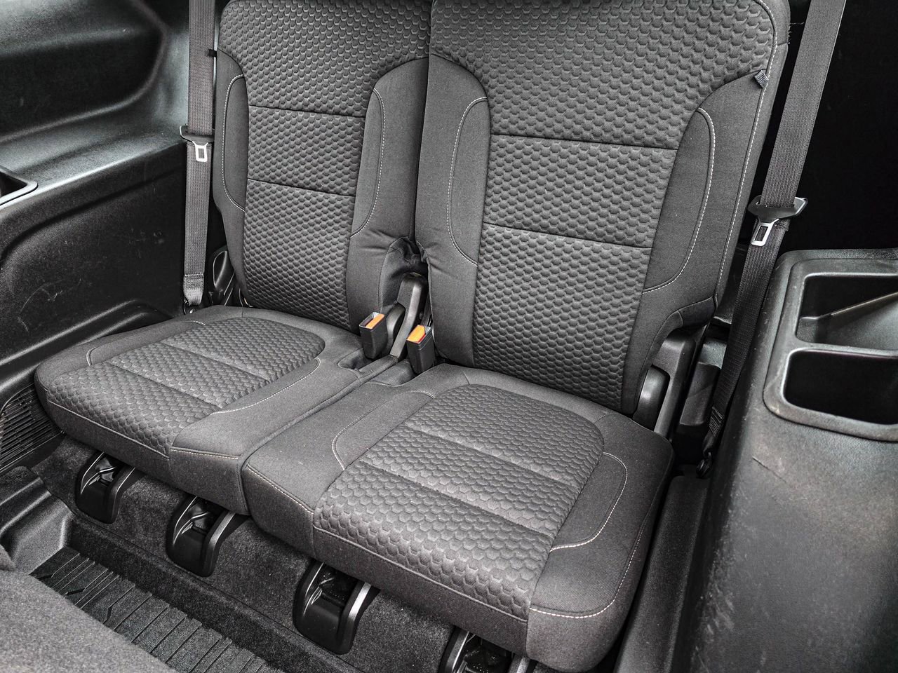 Used 2019 GMC Acadia SLE w/ LPO, Floor Liner Package image 36