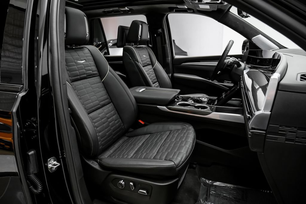 Used 2026 Cadillac Escalade V AWD/4WD image 39