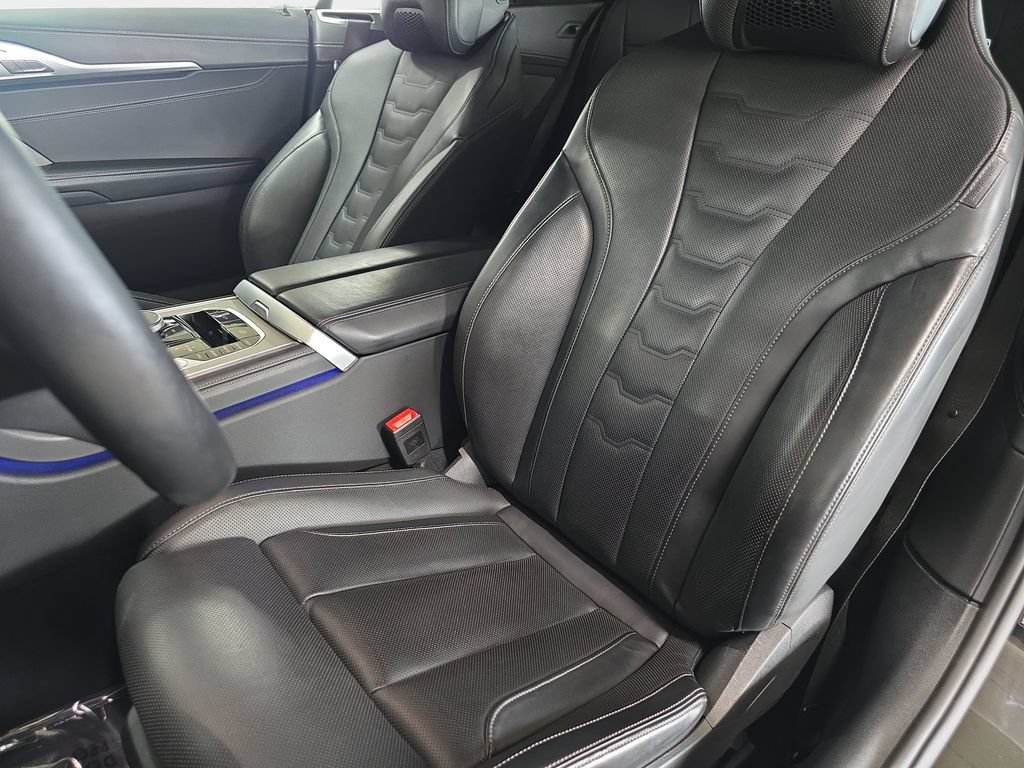 Used 2026 BMW 840i Convertible RWD image 14