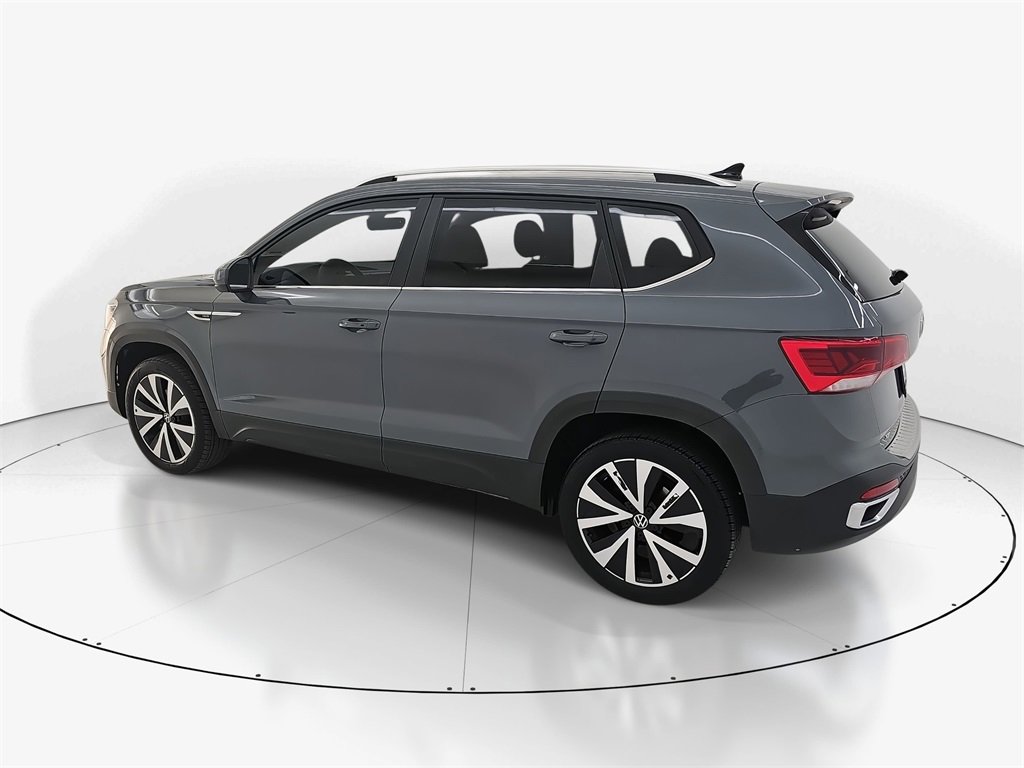 Used 2024 Volkswagen Taos SE image 10