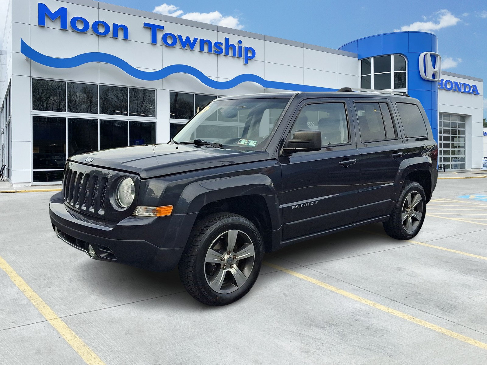 Used 2016 Jeep Patriot High Altitude AWD/4WD image 3
