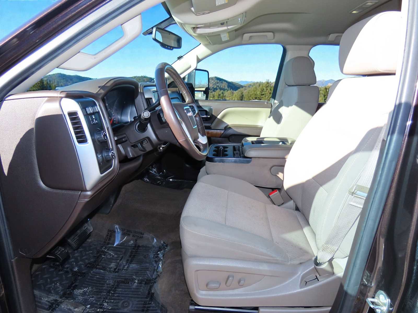 Used 2016 GMC Sierra 2500 SLE w/ SLE Preferred Package image 17