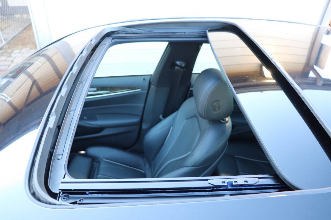 Used 2019 BMW 530i w/ Convenience Package image 40