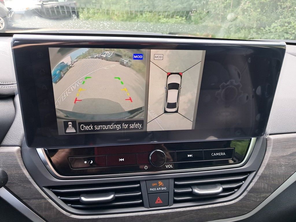 New 2025 Nissan Altima 2.5 SL AWD/4WD image 21