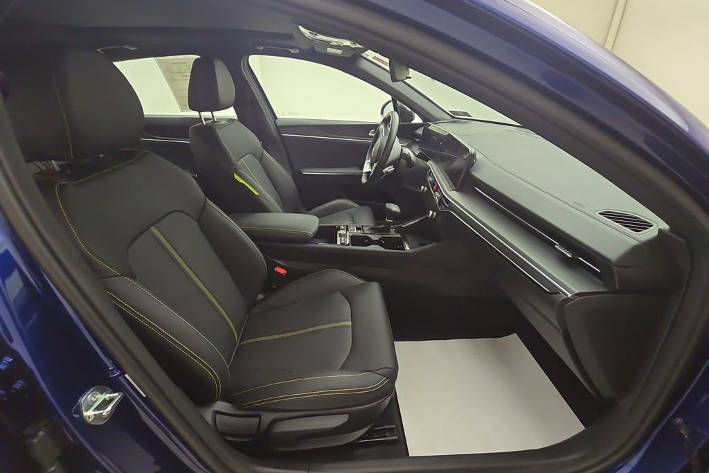 Used 2025 Kia K5 GT FWD image 29