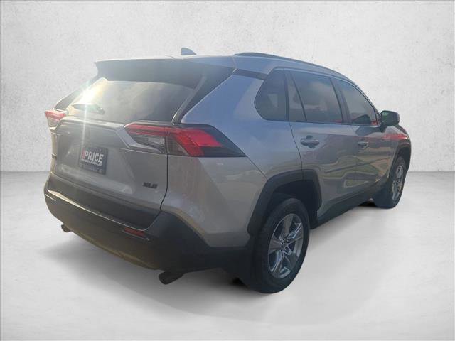 Used 2025 Toyota RAV4 XLE FWD image 4