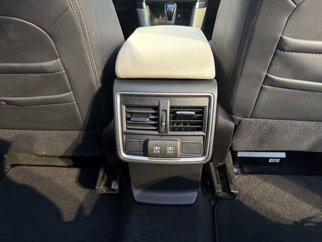 Used 2022 Subaru Forester Limited image 23